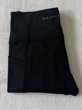 Victoria’s Secret Black High Rise Pocket Active Performance Yoga Leggings Size 4